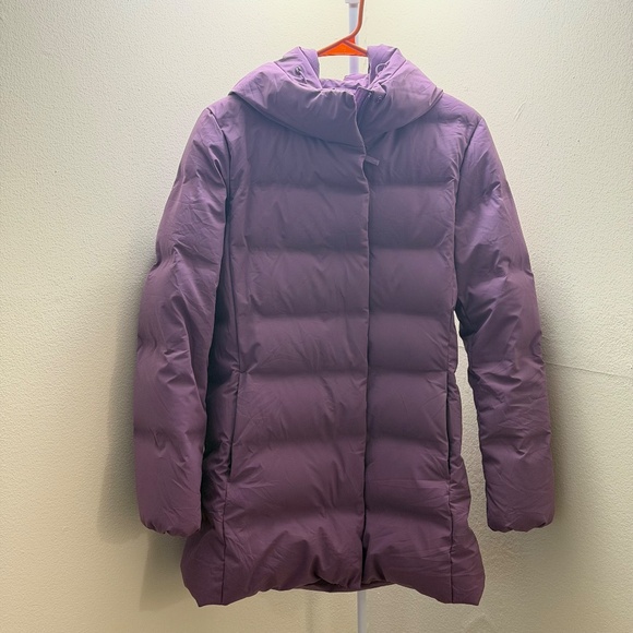 Uniqlo Seamless Down Short Coat - Size S Like New - Picture 2 of 7